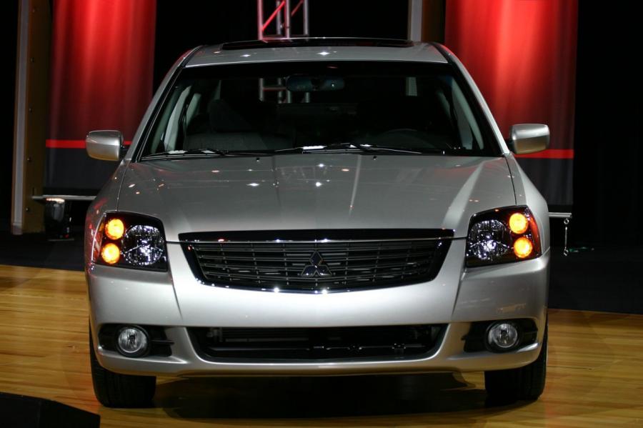  Mitsubishi Galant 2009 года  (фото 8 из 98)